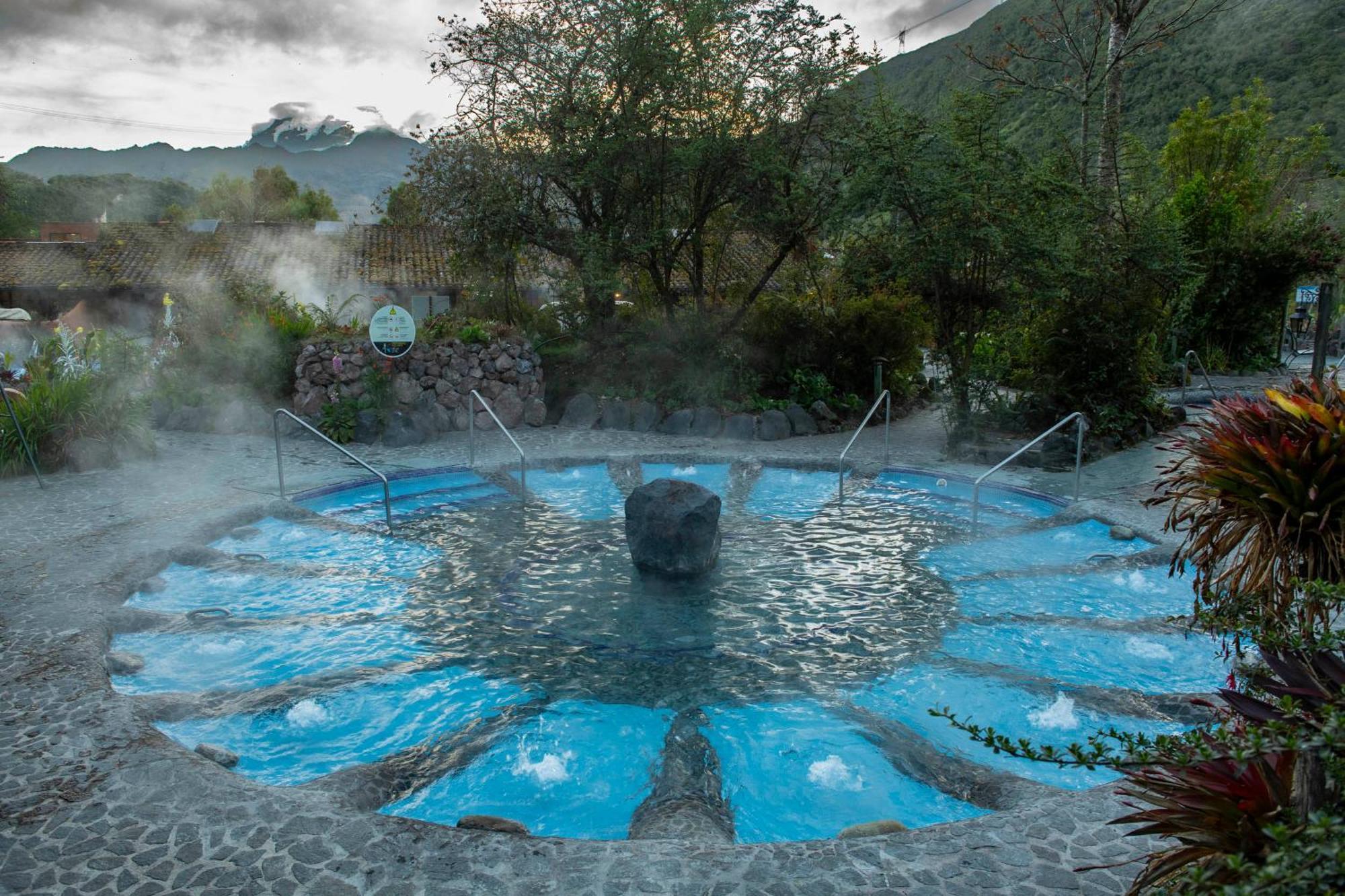 Termas De Papallacta Exterior foto Hot springs in Baños